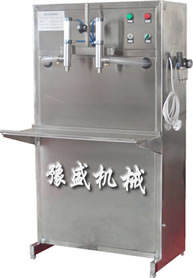 酒水灌装机,山东济南油类液体定量灌装机